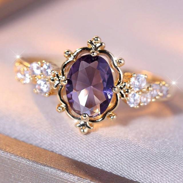 Vanel 1pc Elaborate Vintage Court Style Oval Edge & Cubic Zirconia Decorated Ring, Suitable For Women&#39;s Parties And Banquets