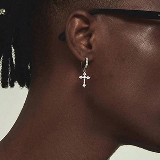 SHEIN 1pair Diamond Rhombus Cross Ear Studs, Unique European And American High-End Design For Men And Women