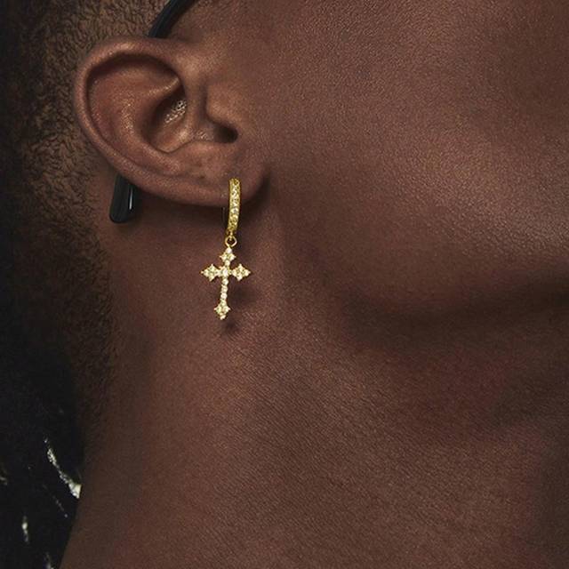 SHEIN 1pair Diamond-Studded Diamond-Shaped Cross Earrings & Studs, Unisex Design, High-End And Style, Perfect For Hip-Hop Or Cool Look