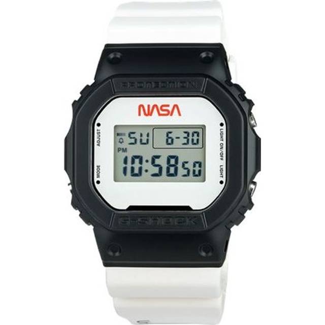 CASIO G-Shock Square 'White Black' DW-5600NASA21 - Free