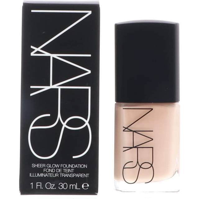 NARS Sheer Glow Foundation - Santa Fe (Medium 2 - Medium with Peachy Undertone) 30ml/1oz