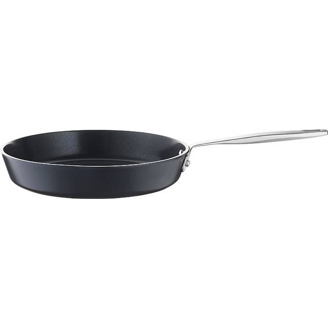 Lakeland hard oxidised 24cm frying pan