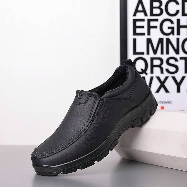 SHEIN Men&#39;s Slip-On Lightweight Loafers For Casual And Business Wear, Flat Bottom Driving And Walking Shoes