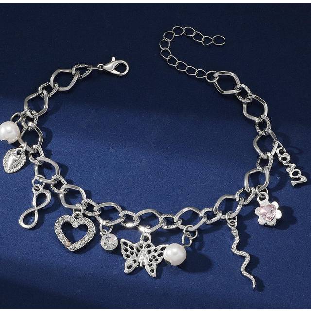 SHEIN 1pc Metallic Butterfly & Heart & Tassel Detail Bracelet For Women, Gift Valentines,Mom,Mother,Mother&#39;s Day,Gift