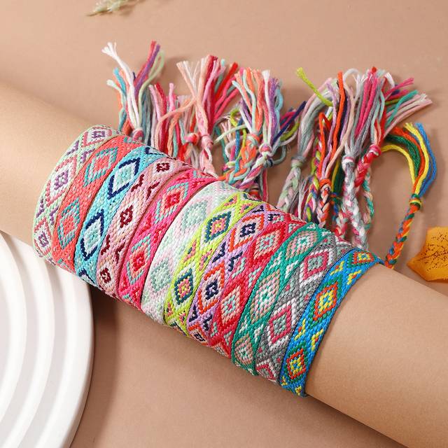 SHEIN 12pcs/set Bohemian Style Geometric Embroidery Braided Bracelet For Vintage, Vacation, Beach Look