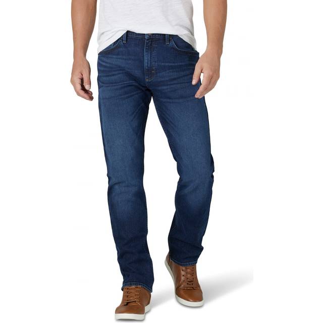 Wrangler Authentics Mens Athletic Fit Stretch Jean  Baker  33W x 30L