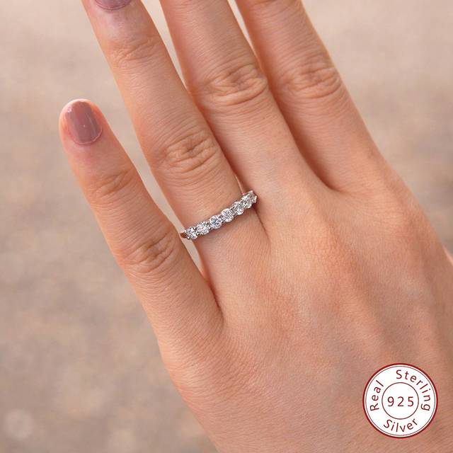 SHEIN 1Pc Moissanite Diamond Engagement Ring Wedding Band For Women S925 Sterling Silver Promise Ring Eternity Ring Anniversary Ring Luxury Fine Jewelry Gif
