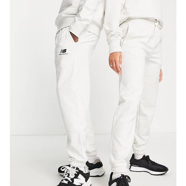 New Balance Unisex Uni-ssentials French Terry Sweatpant in White Cotton, size U4