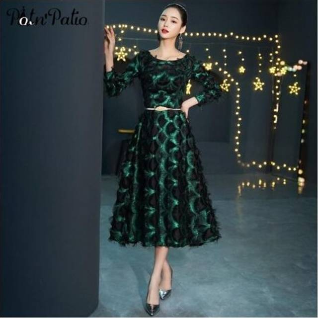 (Green) Elegant Long Sleeve Evening Dresses O-neck A-line Tea-Length Lace Green Formal Gown Plus Size Mother Of The Bride Dresses