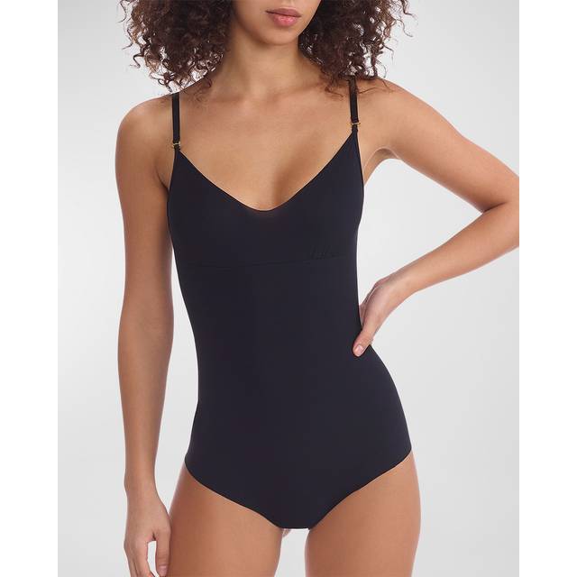 Classic Control Bodysuit - BLK Black - From cutting-edge intimates to luxury-technical ready-to-wear, Commando is the original creator of the 'invisible' look with its smooth, seamless undergarments sitting effortlessly under any outfit.