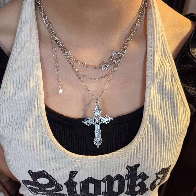 1 st kvinnors korshängande halsband, lämplig för vardagsbruk - Silver (En-Storlek)