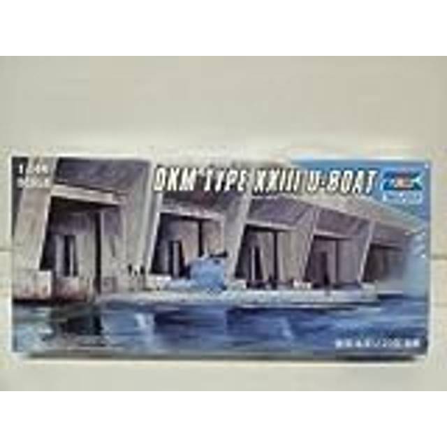 Tru05907 - Trumpeter 1:700 - German Type Xxiii U-boat Project Type