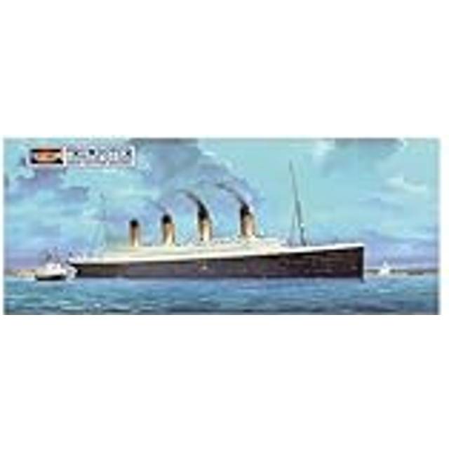 Trumpeter 1/200 Scale Titanic Model Kit - Black