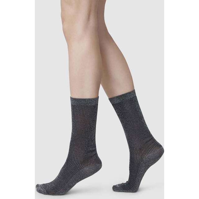 SWEDISH STOCKINGS Magda Shimmery Socks |Svart |39-41