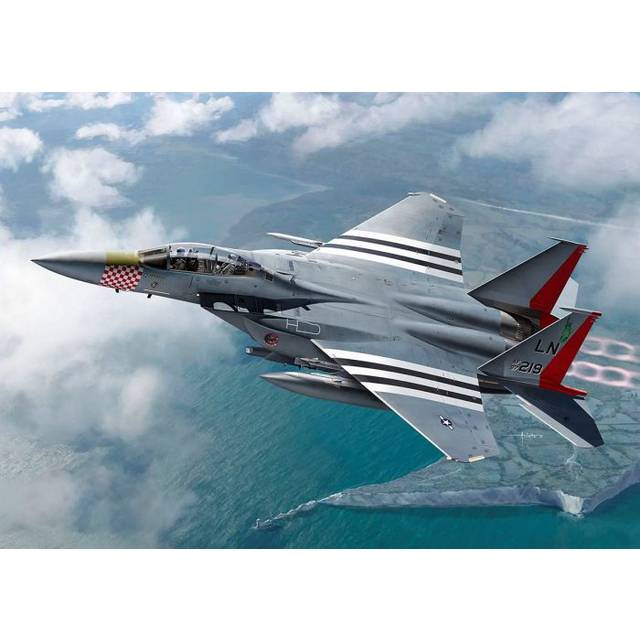 Academy 1/72 Scale McDonnell-Douglas F-15E Strike Eagle Model Kit - Grey