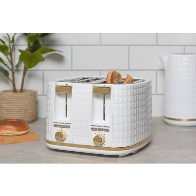 Forte White Four Slot Plastic Toaster