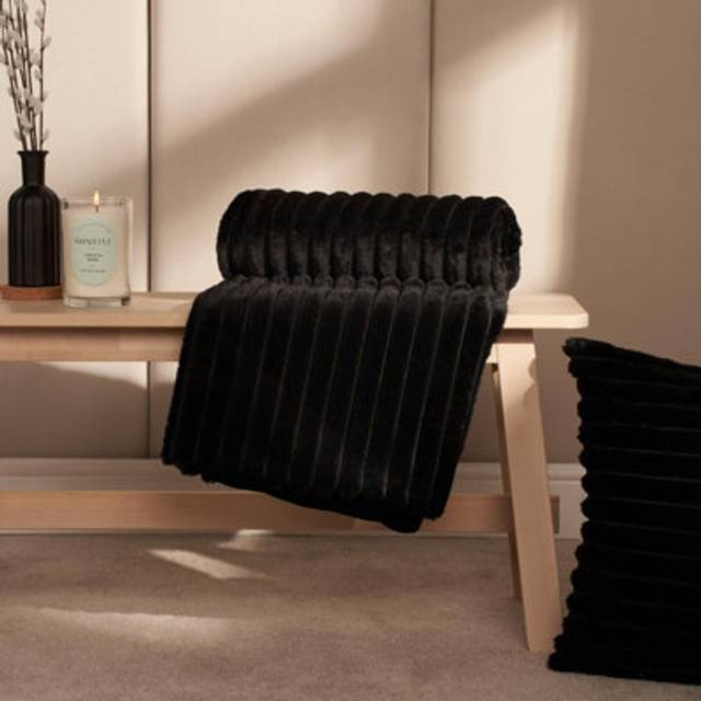 OHS Faux Fur Thick Ribbed Throw, Black - 125 x 150cm