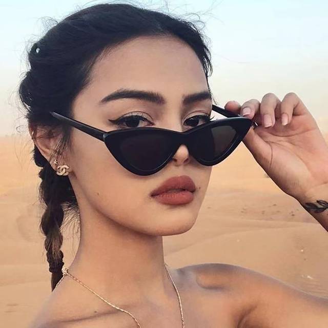 SHEIN 1pc Women&#39;s Triangle Cat Eye Fashion Fashion Glasses, Simple & Small Frame Glasses For Summer Beach Vacation,Outdoor,Travel