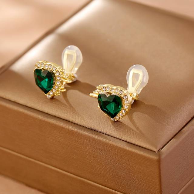 SHEIN 1pair Fashionable Green Rhinestone & Heart Decorated Clip-On Earrings Without Piercing For Women Daily Wear Valentines,Mom,Mother,Mother&#39;s Day,Gift