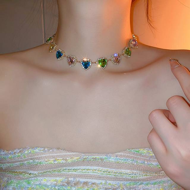 Andkiss 1pc Colorful Heart Shaped Necklace With Rhinestone Valentines,Mom,Mother,Mother&#39;s Day,Gift