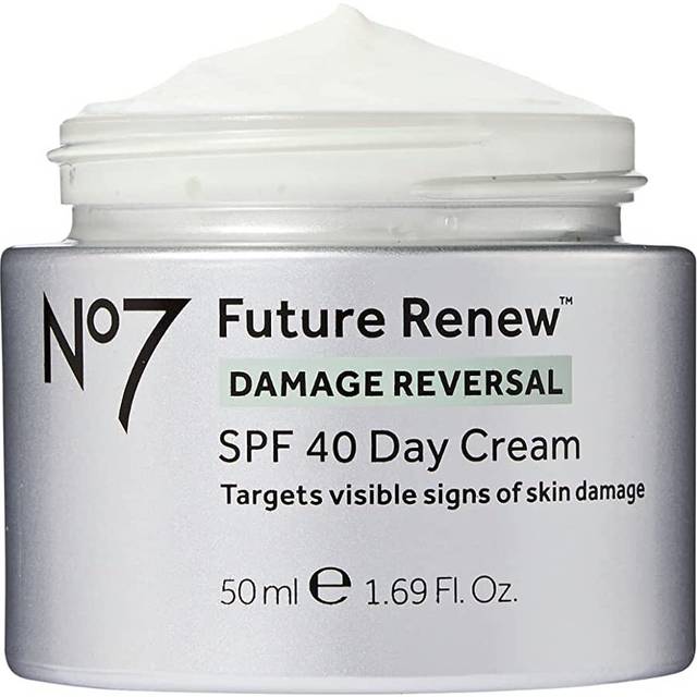 No7 Boots Future Renew Damage Reverse Day Cream SPF40 RRP Â£35.00