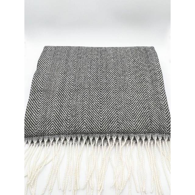 SVNX Womens Herringbone Tassle Scarf In Black and White - One Size - Black/White