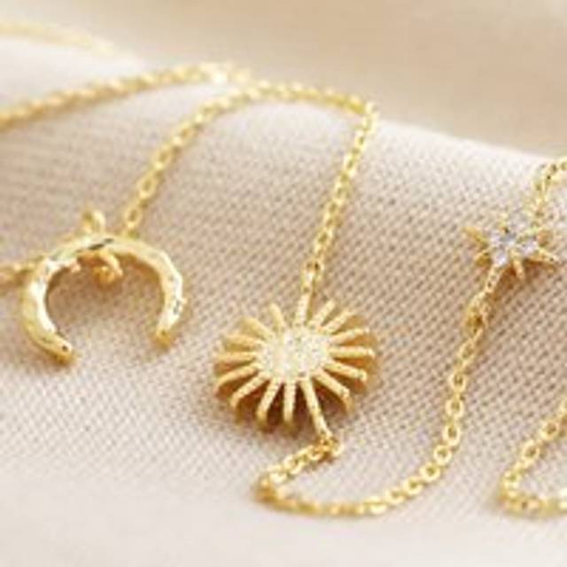 Sun and Moon Chain Necklace in Gold - gold - one size