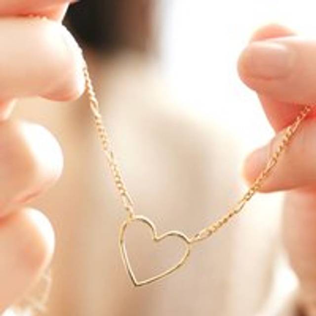 Figaro Chain and Heart Outline Necklace in Gold - gold - one size