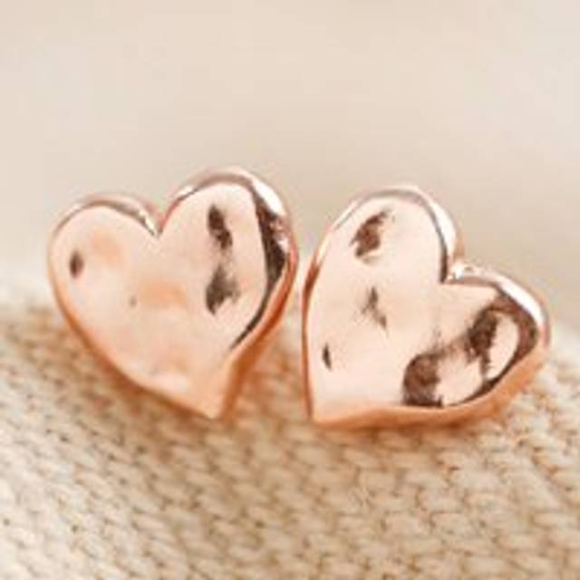 Small Hammered Heart Stud Earrings in Rose Gold - rose gold - one size