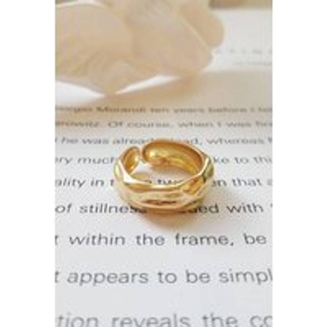 Elk & Bloom Chunky 18K Gold Stacking Band Ring - One Size