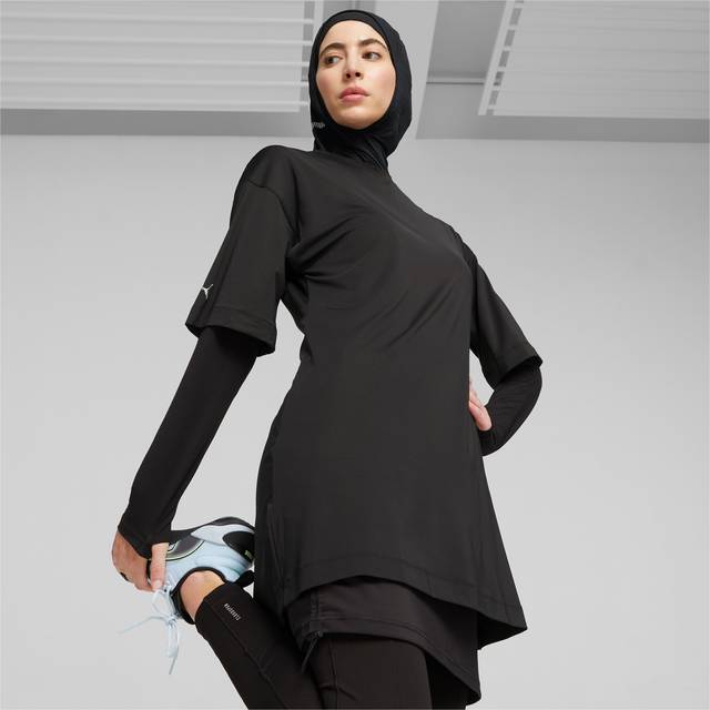 PUMA Modest Women's Oversized Training T-Shirt, Black, size Small (Small)