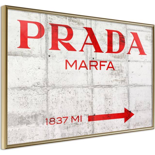 Inramad Poster / Tavla - Prada (Red) - 90x60 Guldram