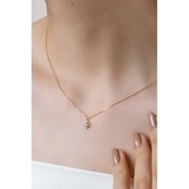 14k Gold Dainty Flower Floral Necklace - One Size