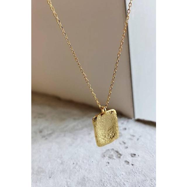 Elk & Bloom Chunky 18K Gold Coin Medallion Necklace - One Size