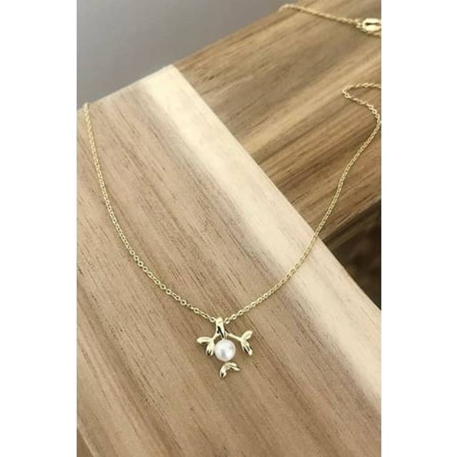 Elk & Bloom 18K Gold Pearl Choker Necklace - One Size
