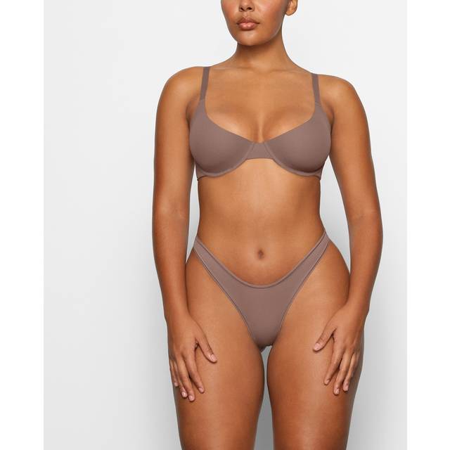 SKIMS Plunge Bra | Deep Neutral | 36DDD | Fits Everybody - Umber