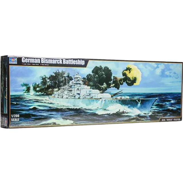 Trumpeter 1/200 Scale Bismarck 1941 Model Kit - Black
