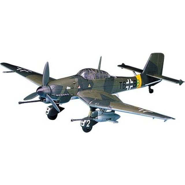 "Academy JU87G-1 Stuka ""Tank Buster"" Model Kit"