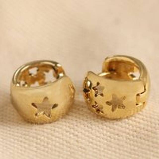 Tiny Star Cut-Out Huggie Hoop Earrings - gold - one size
