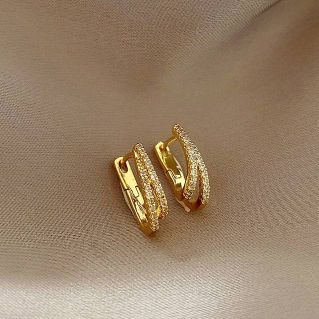 SHEIN 1pair Fashionable High-End Retro Round & Rhinestone Decorated Earrings With Unique Design