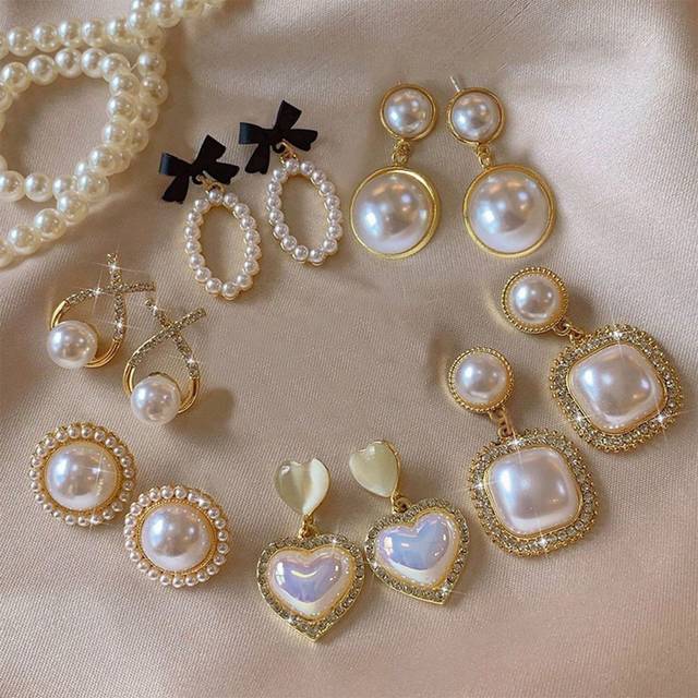 SHEIN 6pairs/Set Faux Pearl Bowknot & Heart Shape & Cross & Rhinestone Decor Stud Earrings For Daily And Festival Wear Valentines