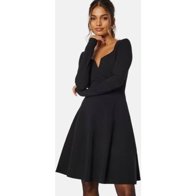 Square V-neck L/S Skater Dress