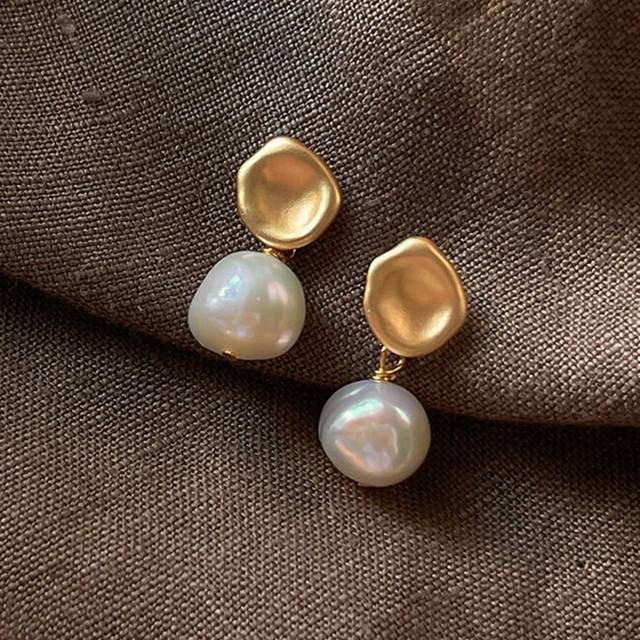 SHEIN 1pair Fashionable S925 Sterling Silver Ear Studs With Natural Freshwater Pearl, Perfect For Women Daily Wear And Occasions Such As Wedding And Party H
