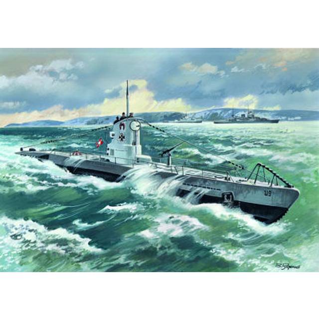 1/144 U-Boat Type IIB (1939) German Submarine ICM S009