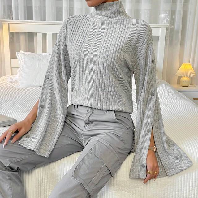 SHEIN Women&#39;s Ultra-long Flared Sleeve T-shirt