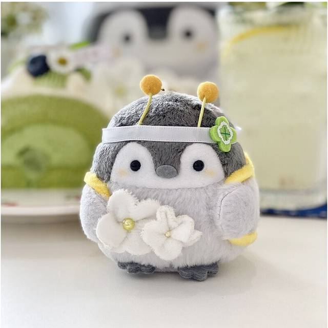 New Mini Cute Positive Energy Bee Penguin Animal Figurine Decorate Plush Dolls Small Gift Kawaii Backpack Pendant Stuffed Toy