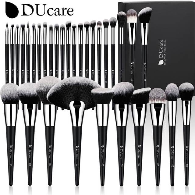 DUcare 32Pcs Makeup Brushes Set Professional Synthetic Hair Brushes Foundation Powder Contour Eyeshadow Highlight Make up Brushes 32pcs Makeup Brushes svart