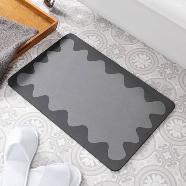 Wavy Frame Rectangle Bath Mat - Grey (39cm W)