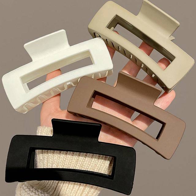 SHEIN 1-4pcs Women 10cm/3.94in Black/White/Brown Big Square Lightweight Plastic Hair Clips, Fashion Versatile High-End Elegant Chic Hair Accessories For Dai