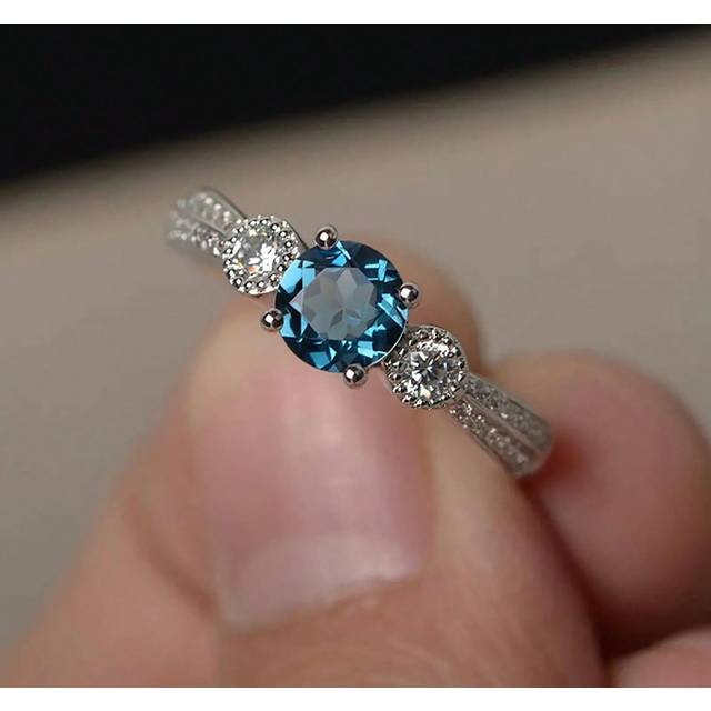 SHEIN 1pc Vintage Simple Blue Cz Crystal Women&#39;s Fashion Jewelry Sterling Silver Engagement Wedding Ring